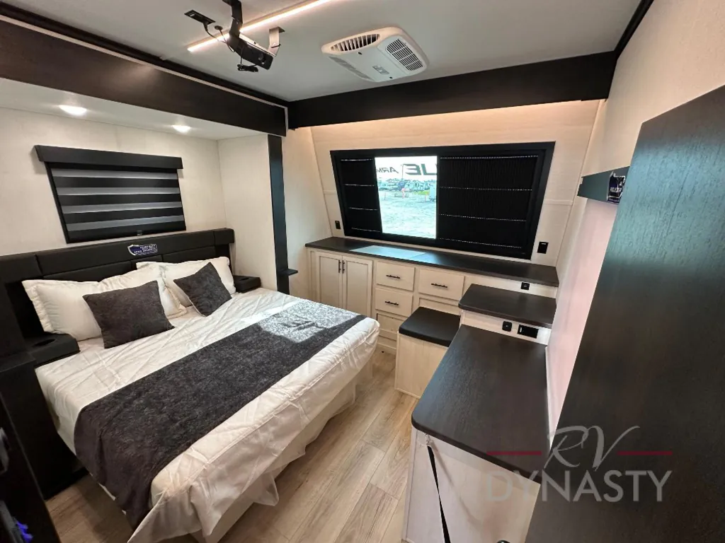 2026 Forest River Vengeance Rogue Armored 26L140, Photos photo 57