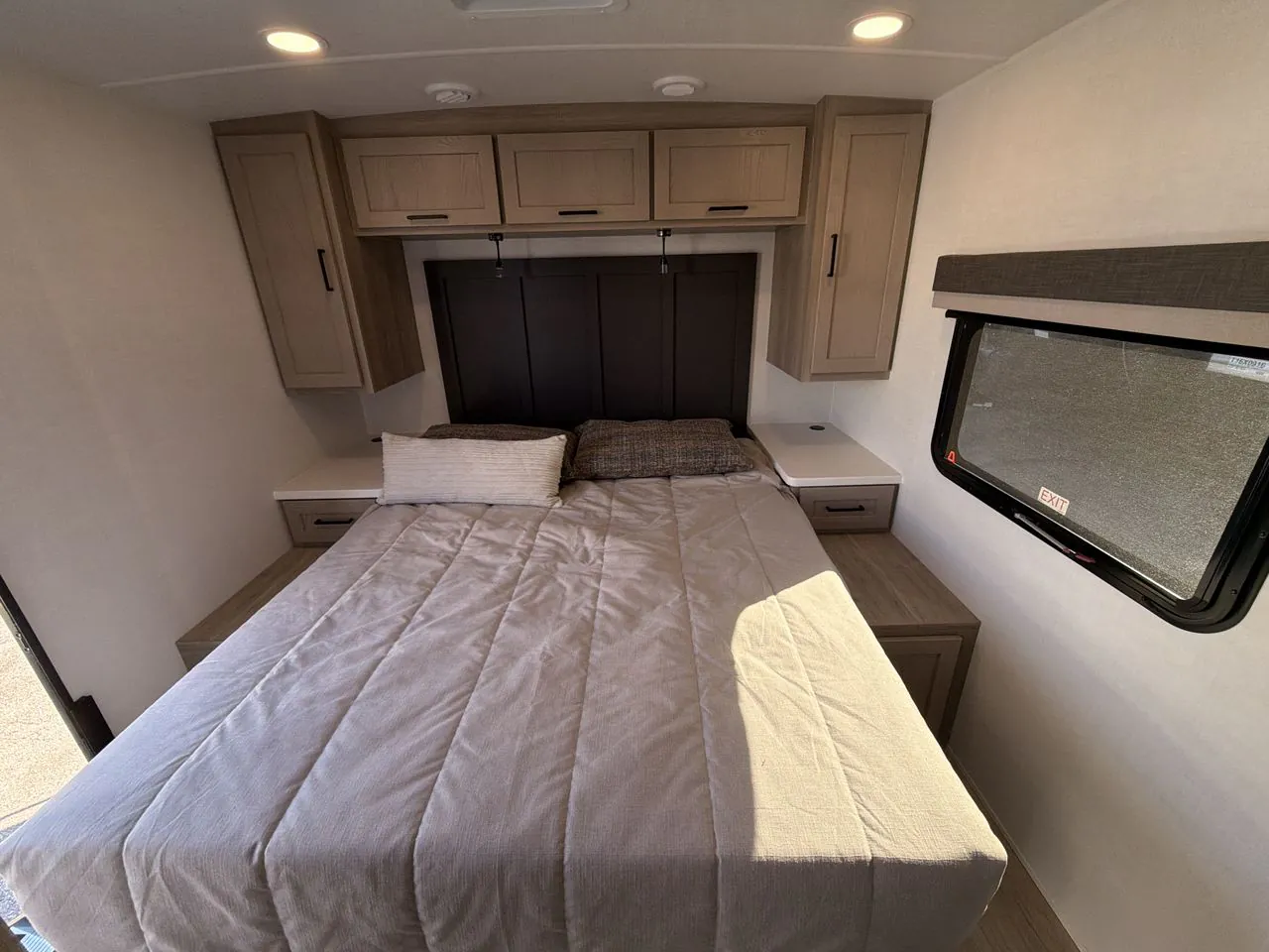 2026 Forest River Rockwood Mini Lite 2506FK — Photo 7