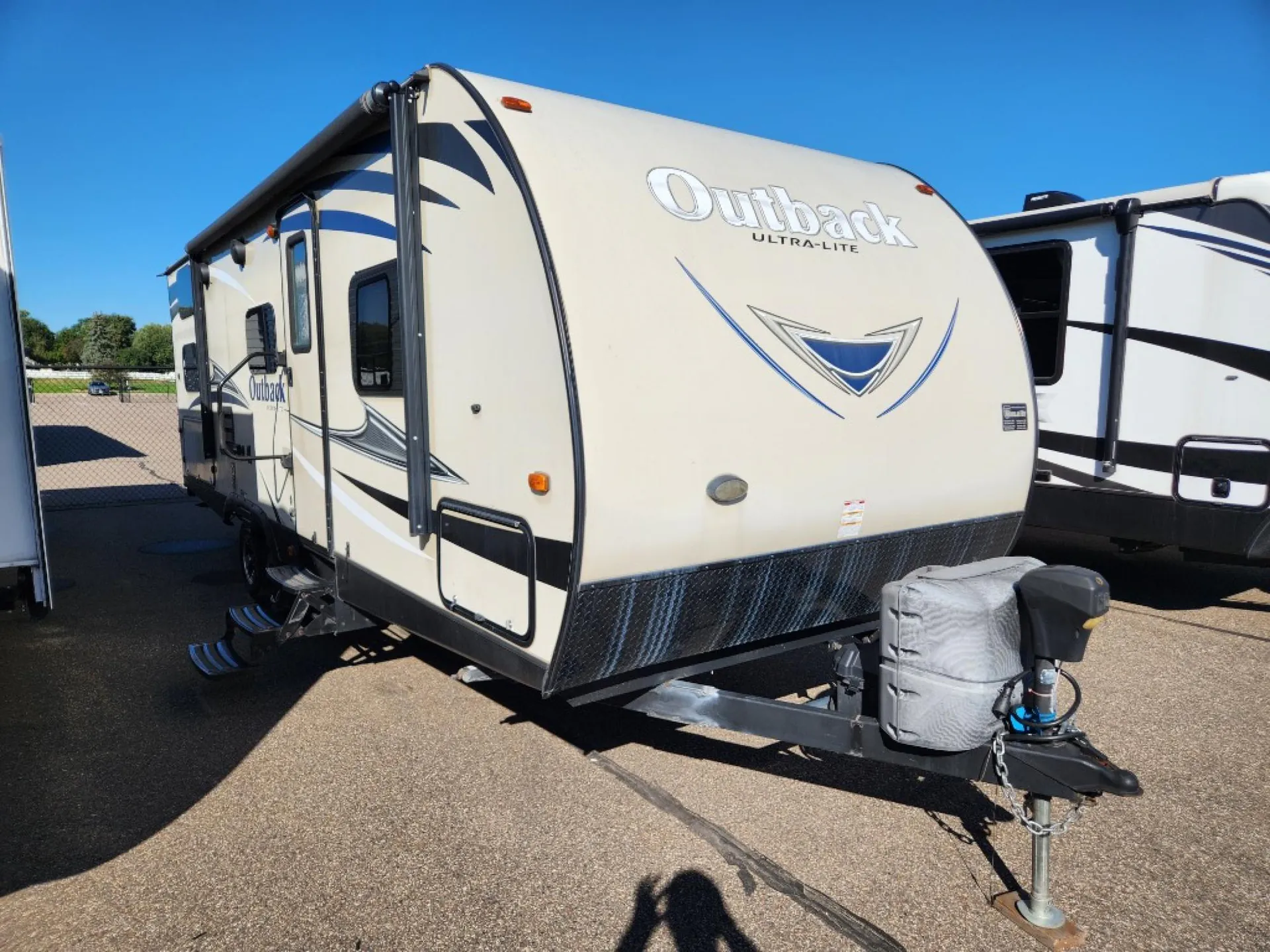 2016 Keystone Outback Ultra-Lite 255UBH - Photo 2