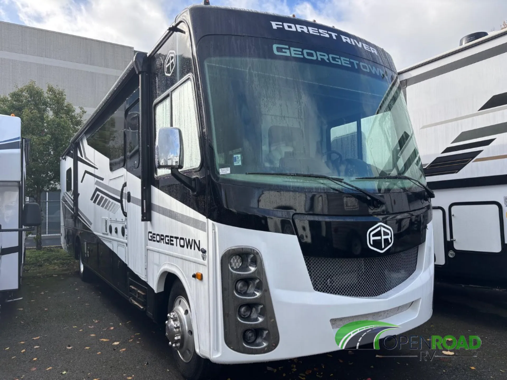 2026 Forest River Georgetown 5 Series 36F5 - Photo 2