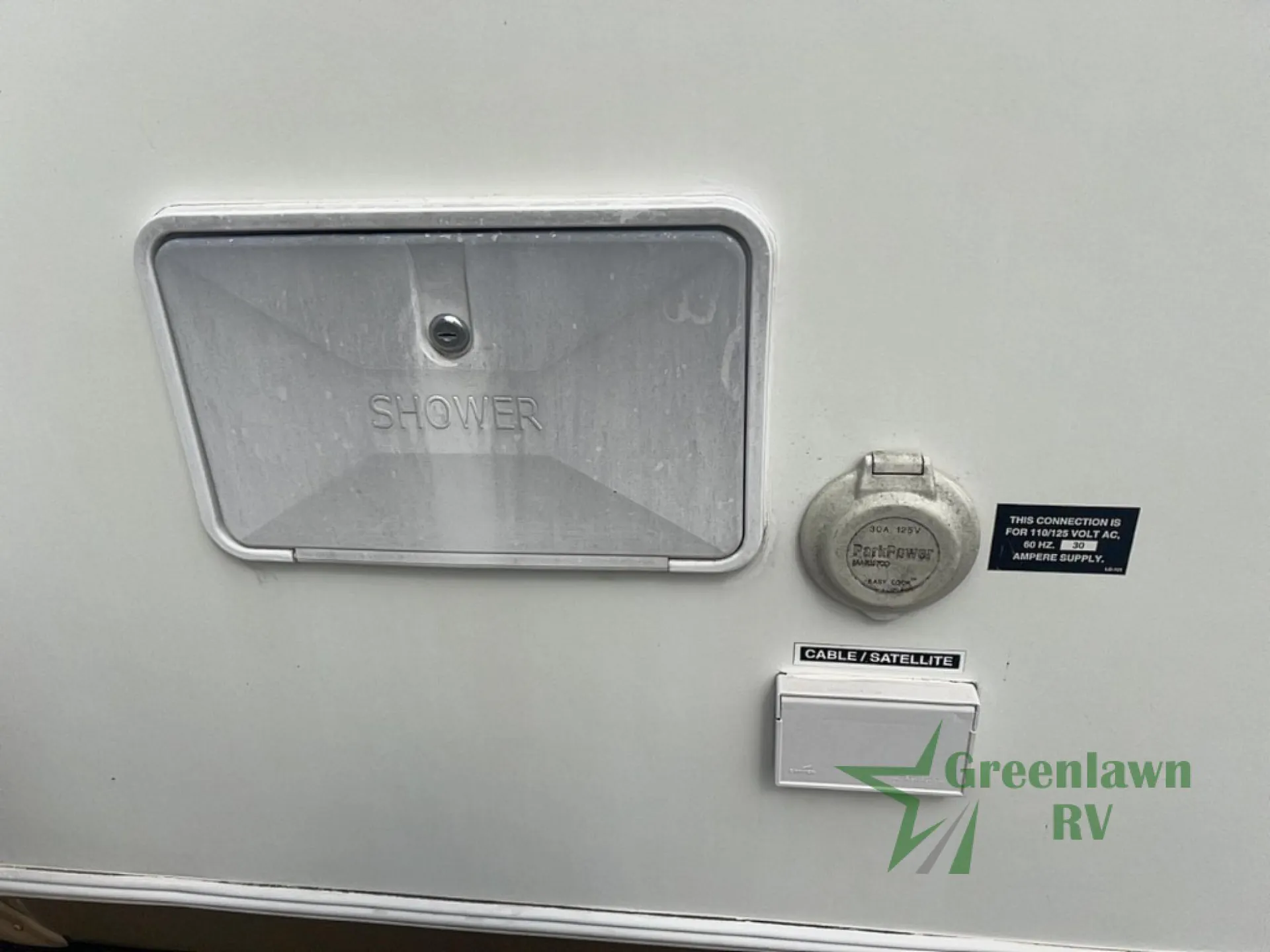 2011 Forest River Rockwood Roo 23SS — Photo 6