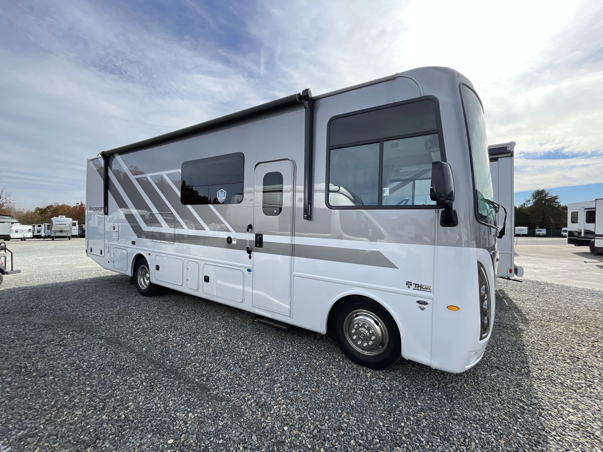 2026 Thor Motor Coach Windsport 29L