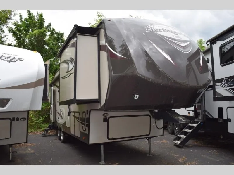 2016 Forest River Wildwood Heritage Glen 266RLBS - Photo 2