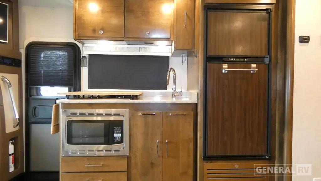 2019 Tiffin Wayfarer 24 FW, Photos photo 6