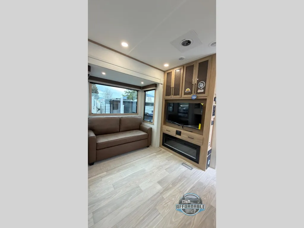 2026 Forest River Sierra 3800RK, Photos photo 8