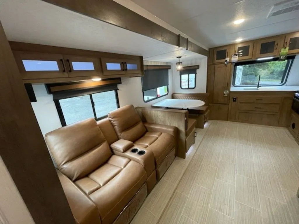 2025 Coachmen Freedom Express 259FKDS - Photo 4