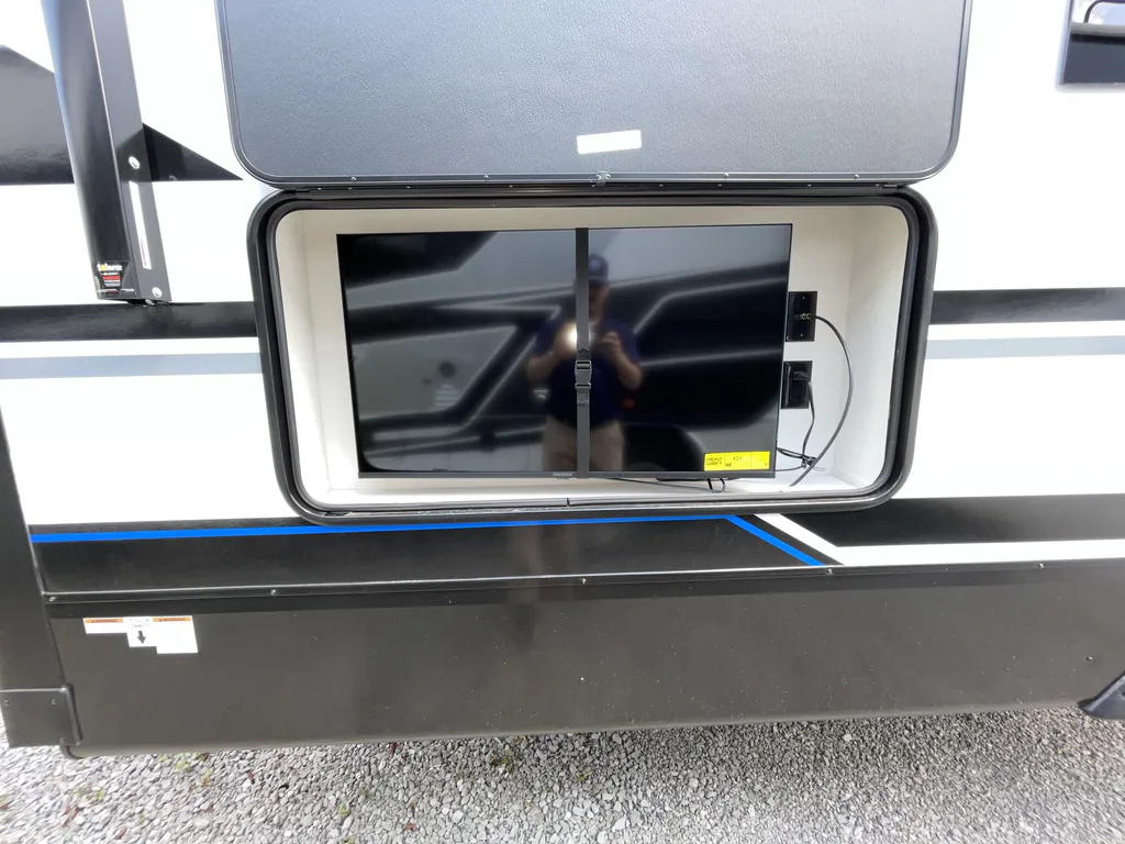 2027 Forest River RV Wolverine 32JF 32JF, Photos photo 9