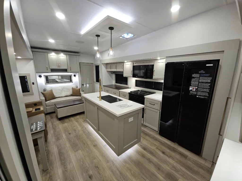 2026 Brinkley Model Z 3515, Photos photo 28