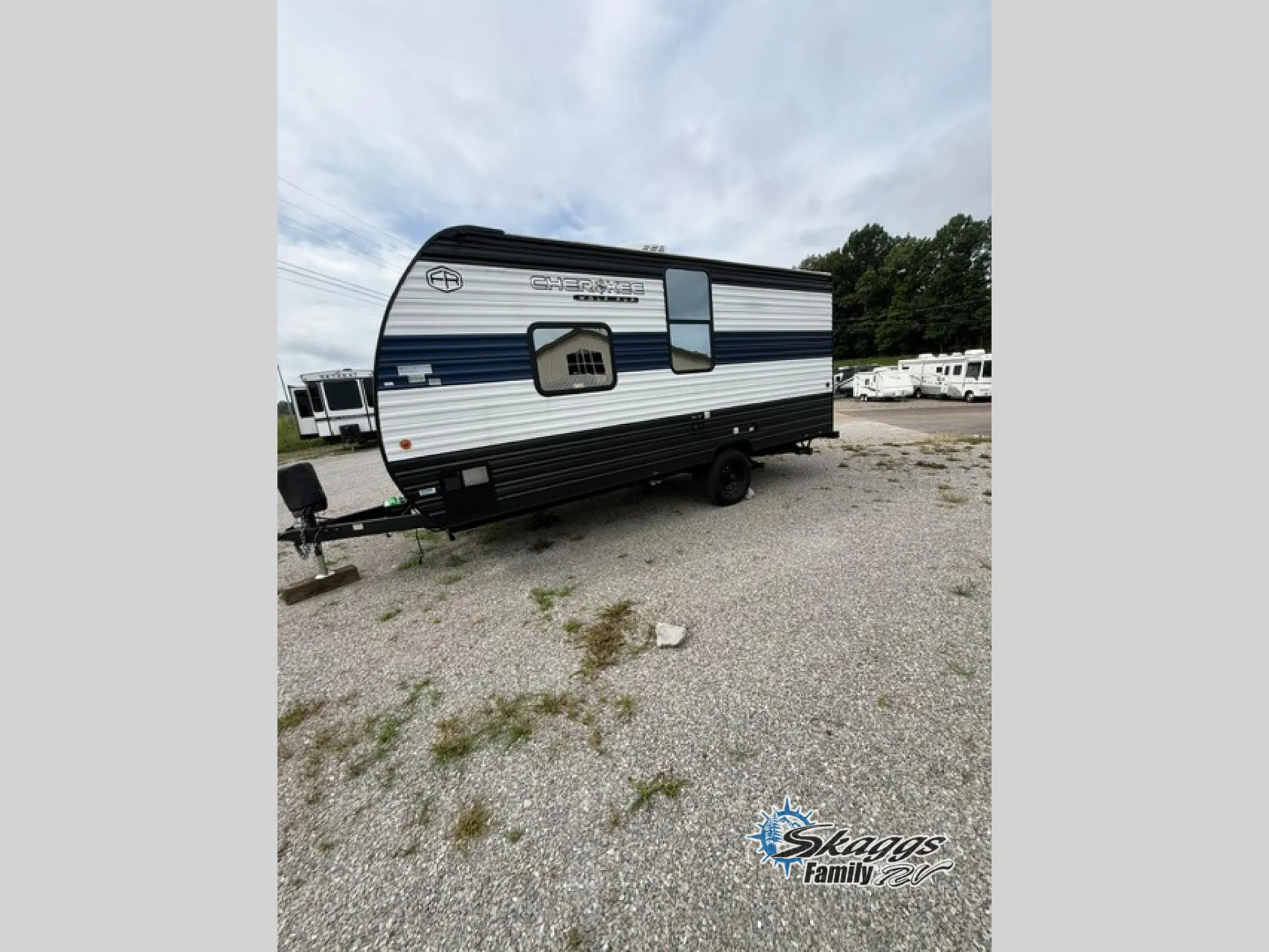 2025 Forest River Cherokee Wolf Pup 17EV - Photo 4