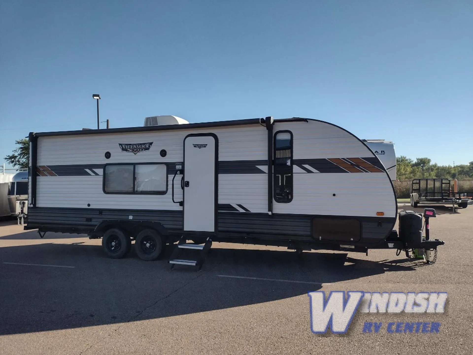 2022 Forest River Wildwood X-Lite 261BHXL - Photo 3