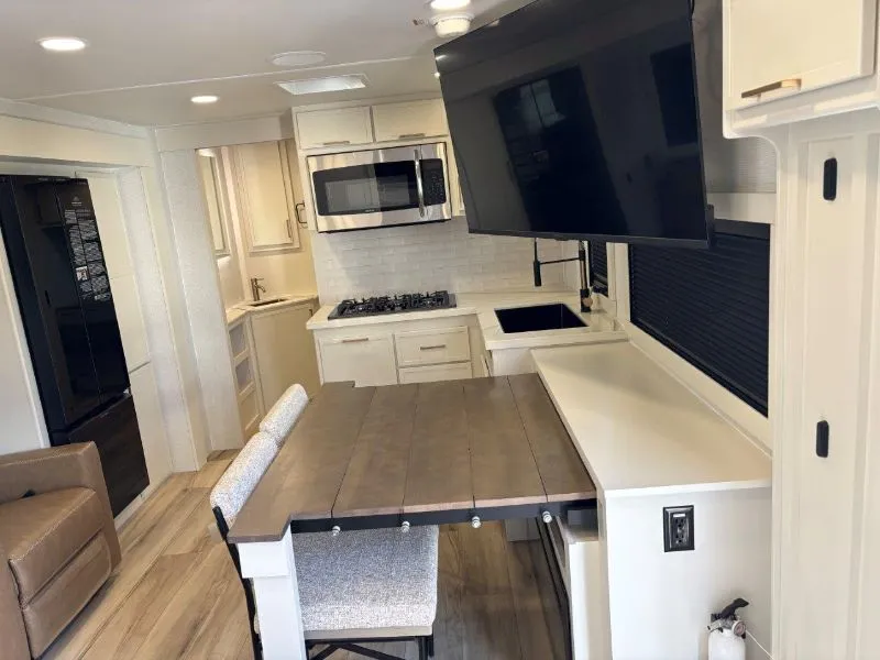 2026 Brinkley Model I 294, Photos photo 38