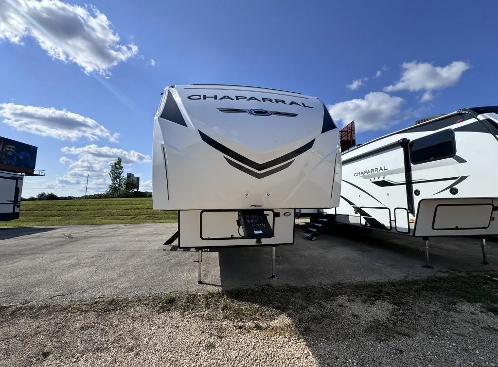 2025 FOREST RIVER Chaparral 355FBX - Photo 2