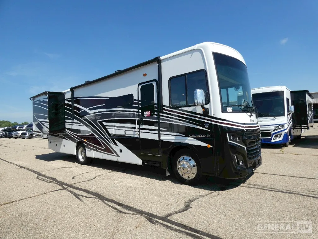 2026 Fleetwood Bounder 33C - Photo 2
