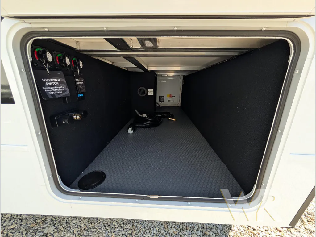 2027 Brinkley Model I 290, Photos photo 9