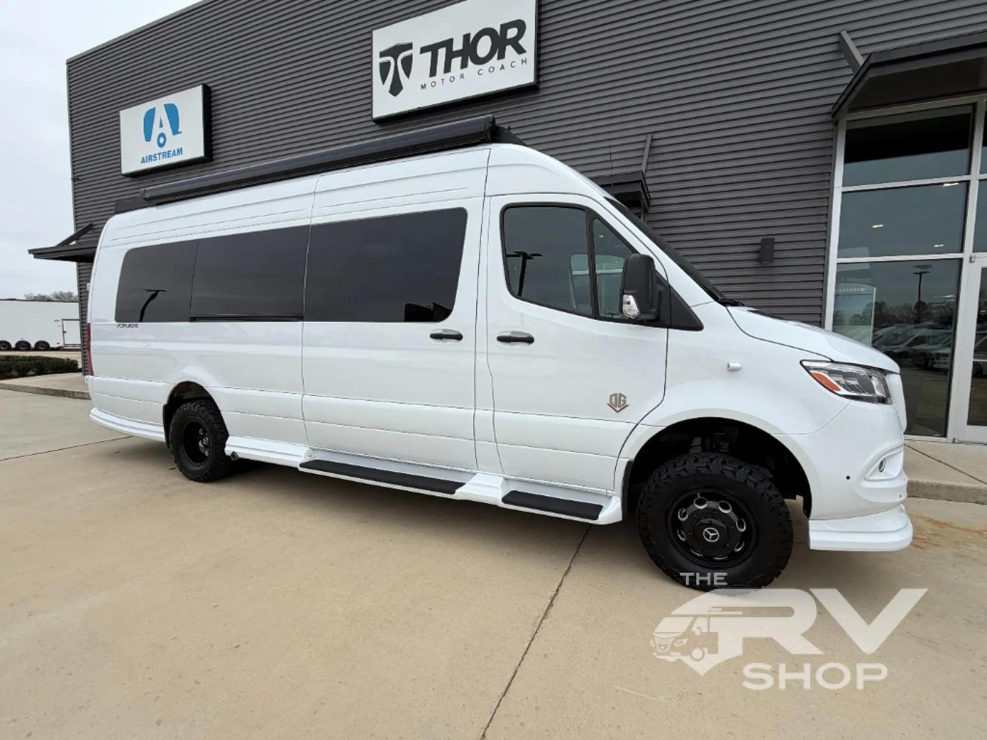 2026 OGV Luxury Coach V-Cruise 10OBWA - Photo 2