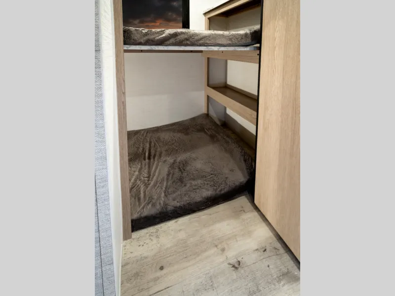 2025 Gulf Stream RV Ameri-Lite Ultra Lite 228SB - Photo 3