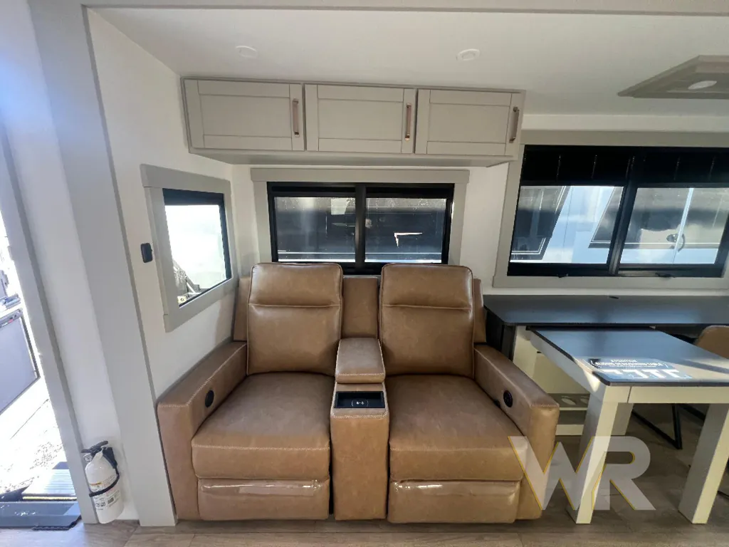 2026 Brinkley Model Z 3420, Photos photo 14