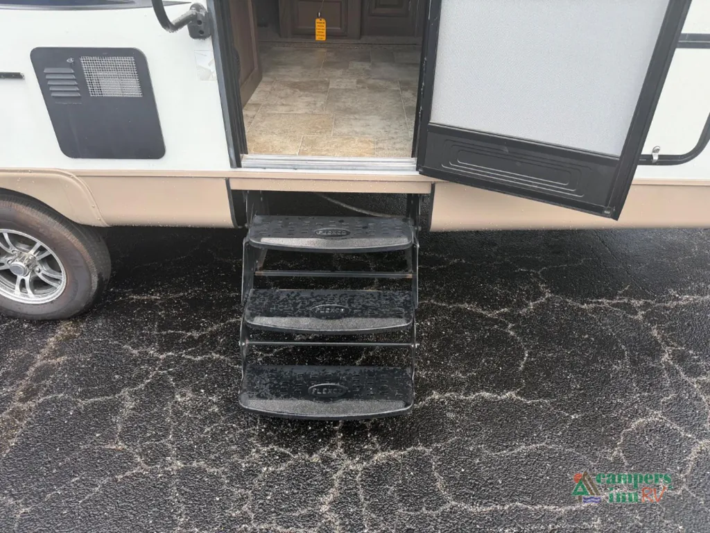 2018 Forest River Flagstaff Micro Lite 25BRDS, Photos photo 13