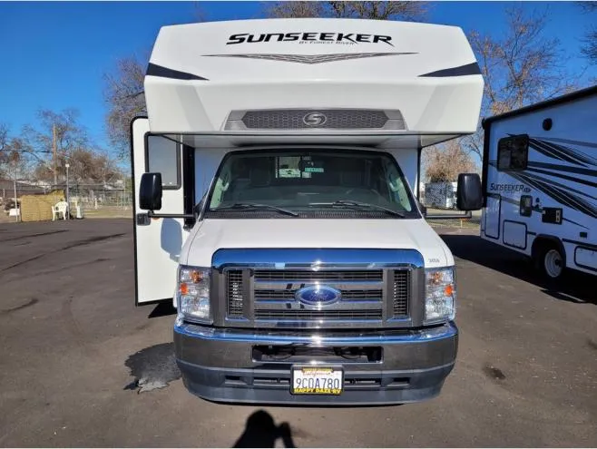 2023 Forest River Sunseeker Classic 3010DS - Photo 3