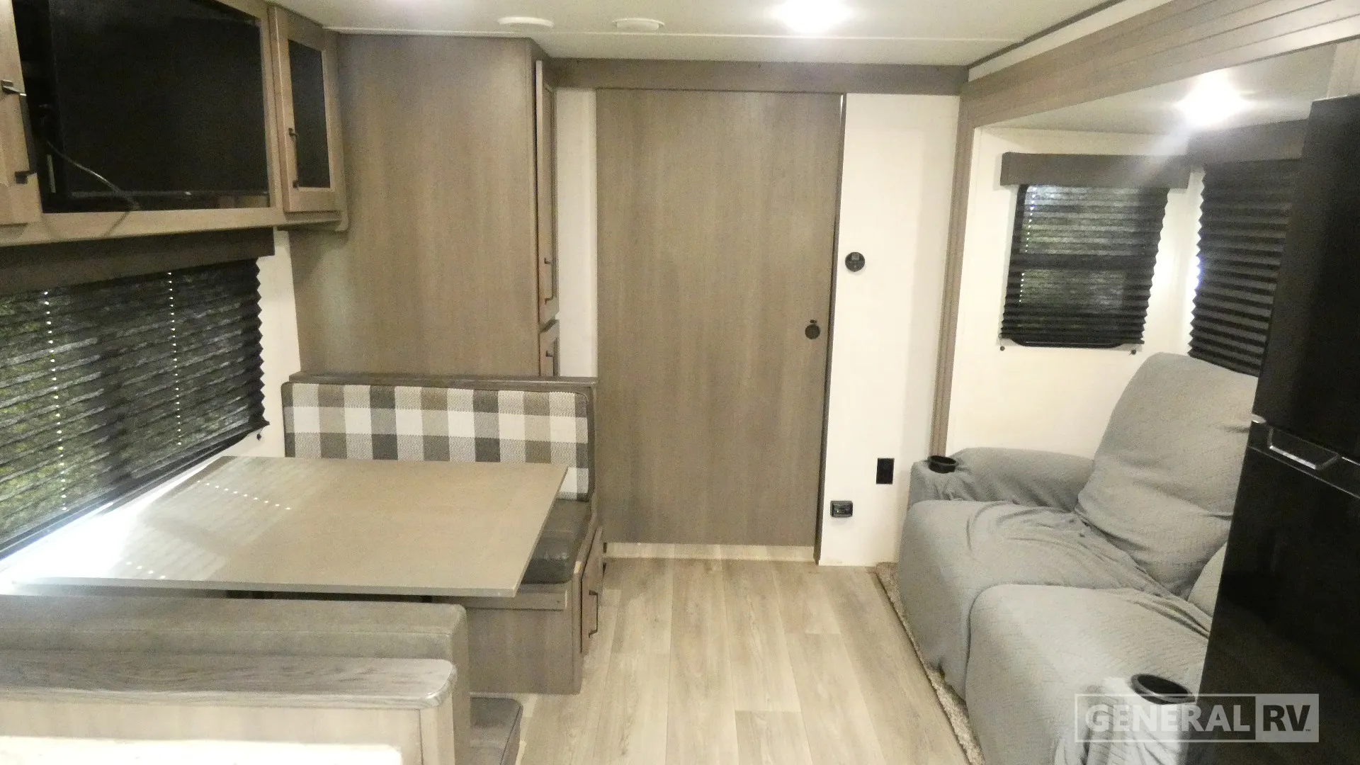 2024 Grand Design Transcend Xplor 297QB - Photo 3