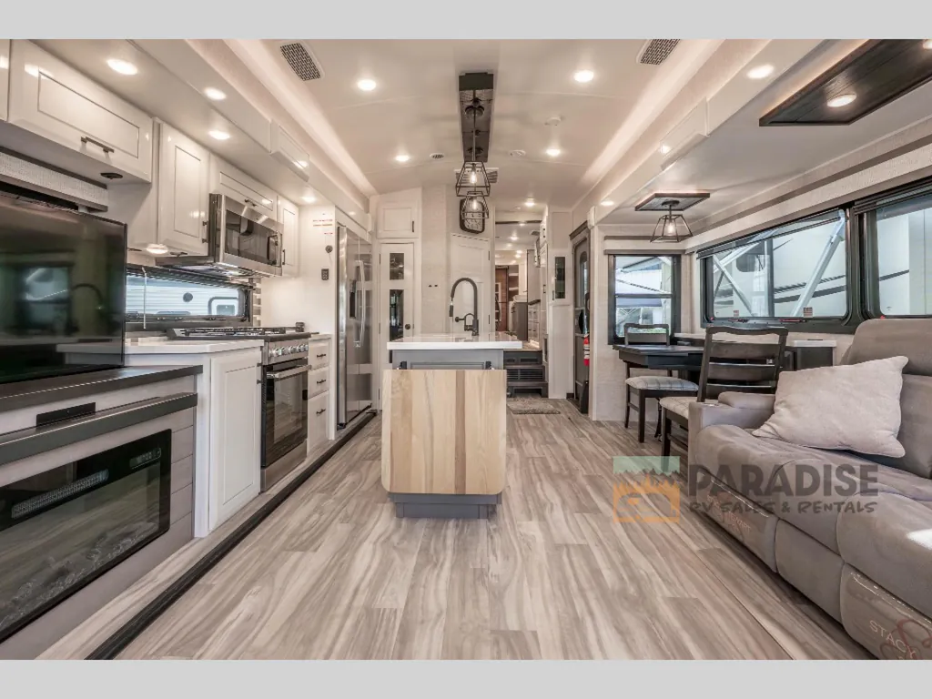2024 Jayco Pinnacle 36FBTS, Photos photo 3