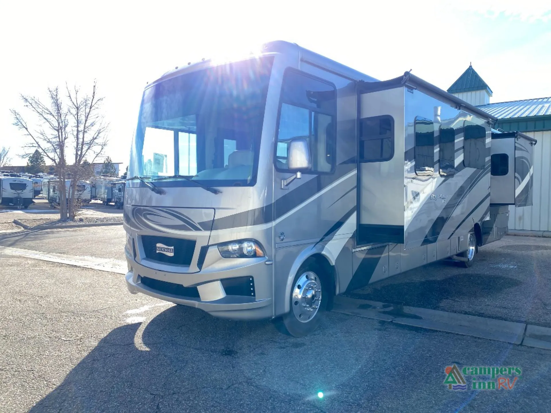 2019 Newmar Bay Star 3626 - Photo 4