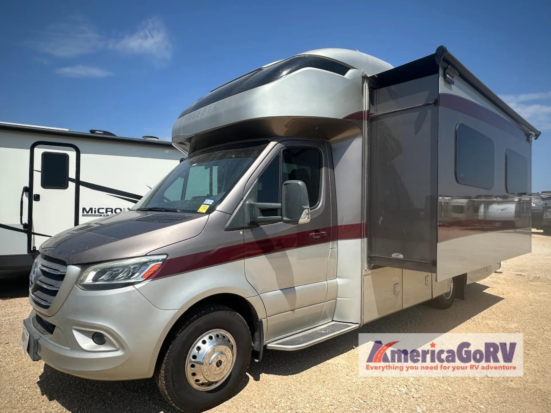 2020 Tiffin Wayfarer 25 RW - Photo 2