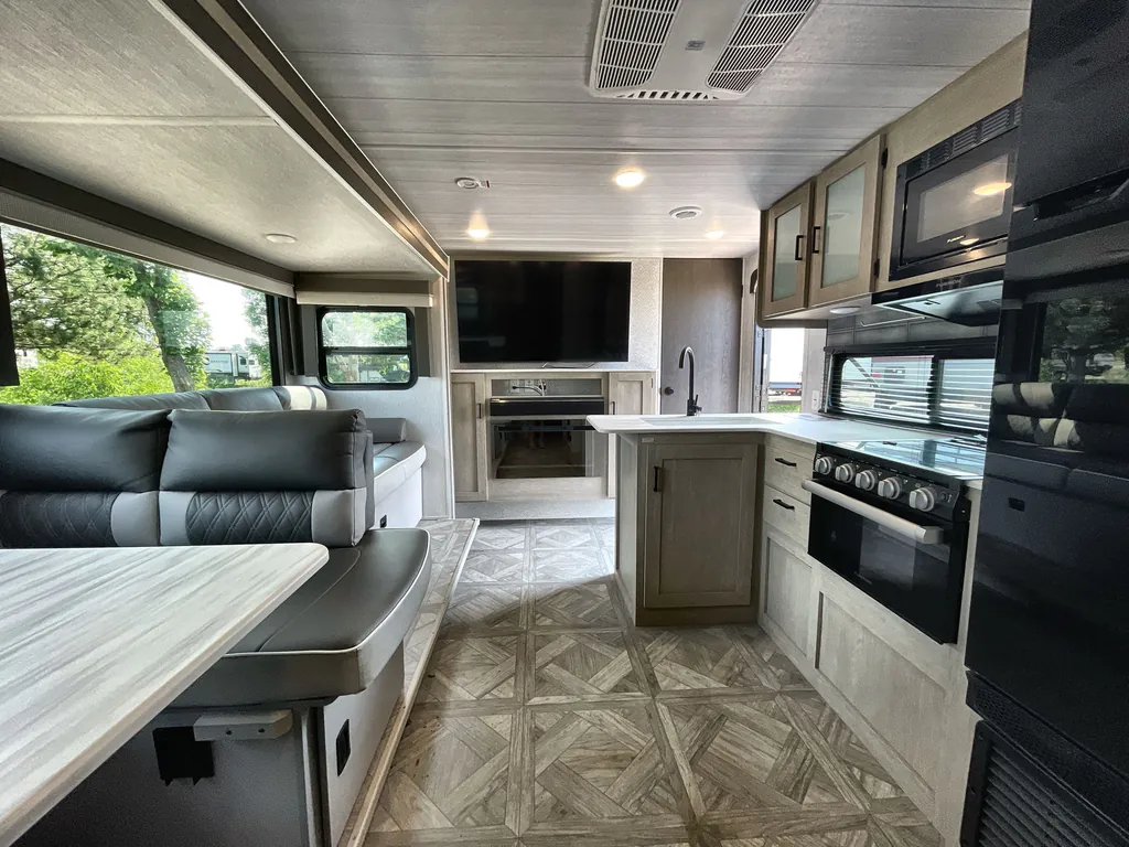 2023 Forest River Salem Cruise Lite 273QBXL, Photos photo 2