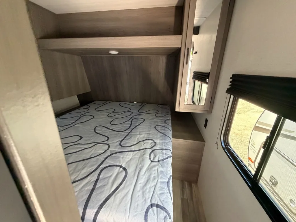 2025 Keystone Hideout Sport Double 261BH, Photos photo 11