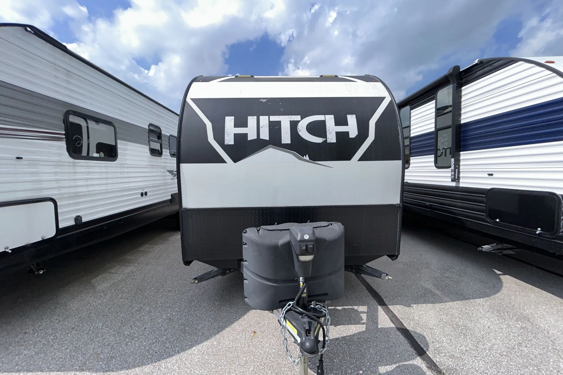 2021 Cruiser RV Hitch 16RD — front