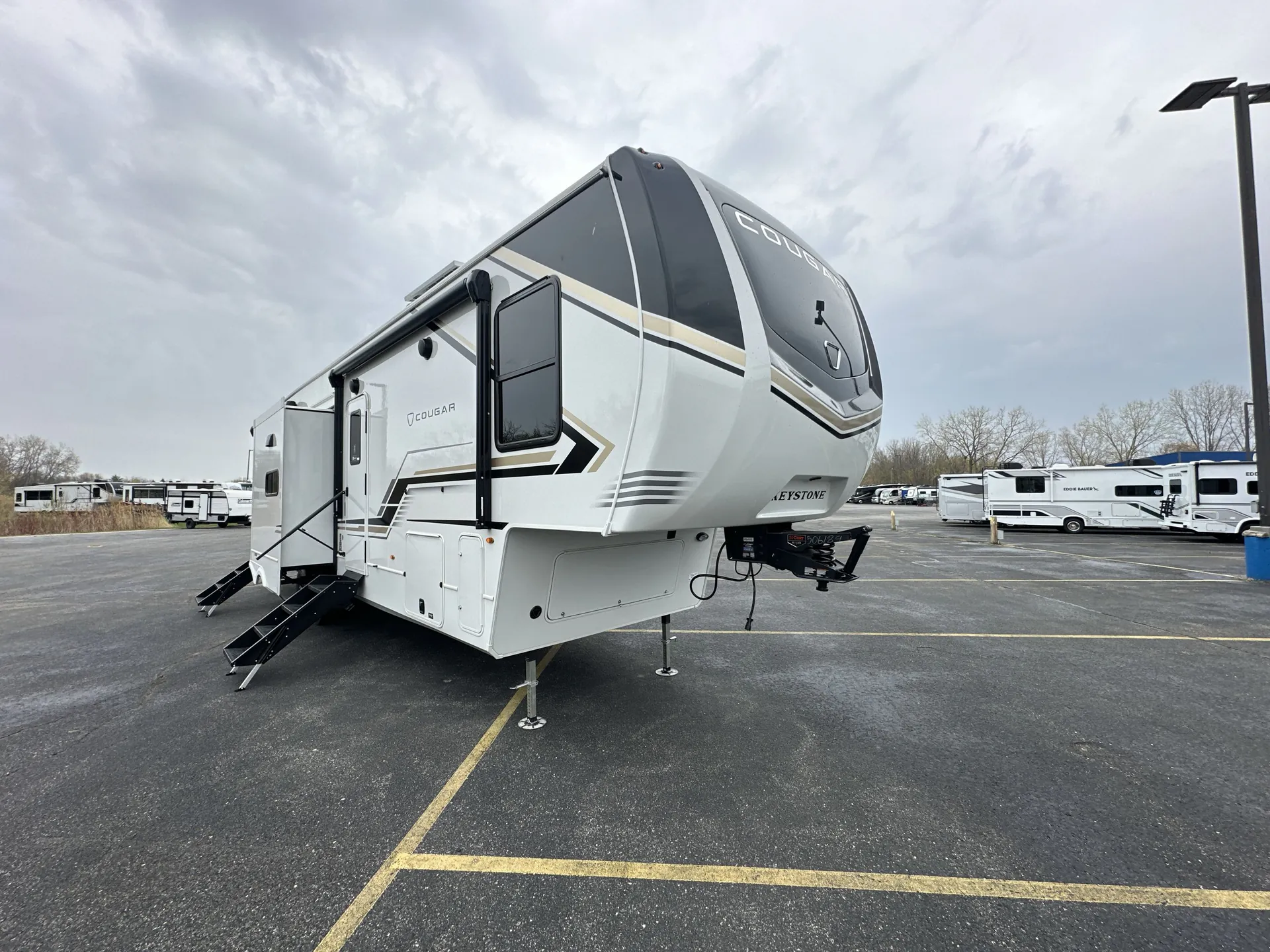 2026 Keystone Cougar 364BHL - Photo 2