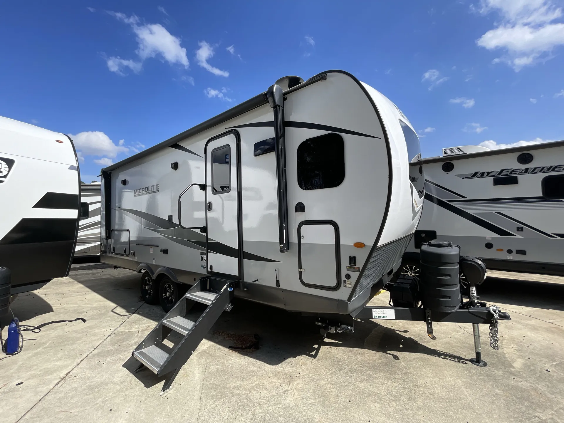 2023 Forest River Flagstaff Micro Lite 25FKS