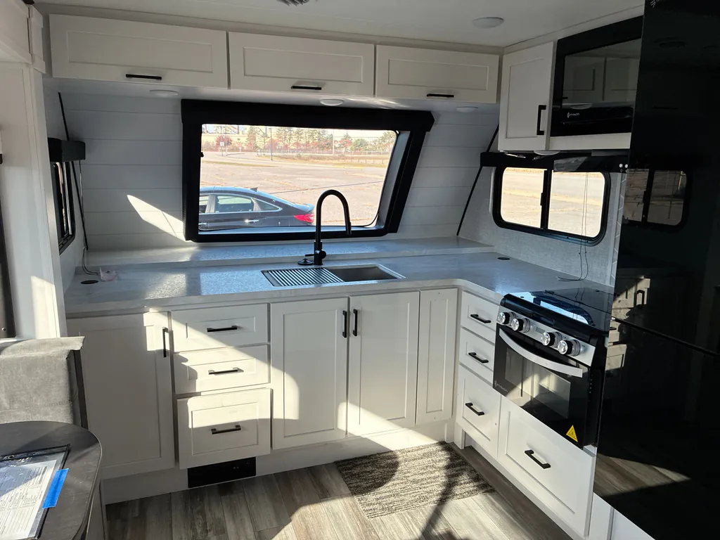 2025 Jayco Jay Feather 26FK, Photos photo 11