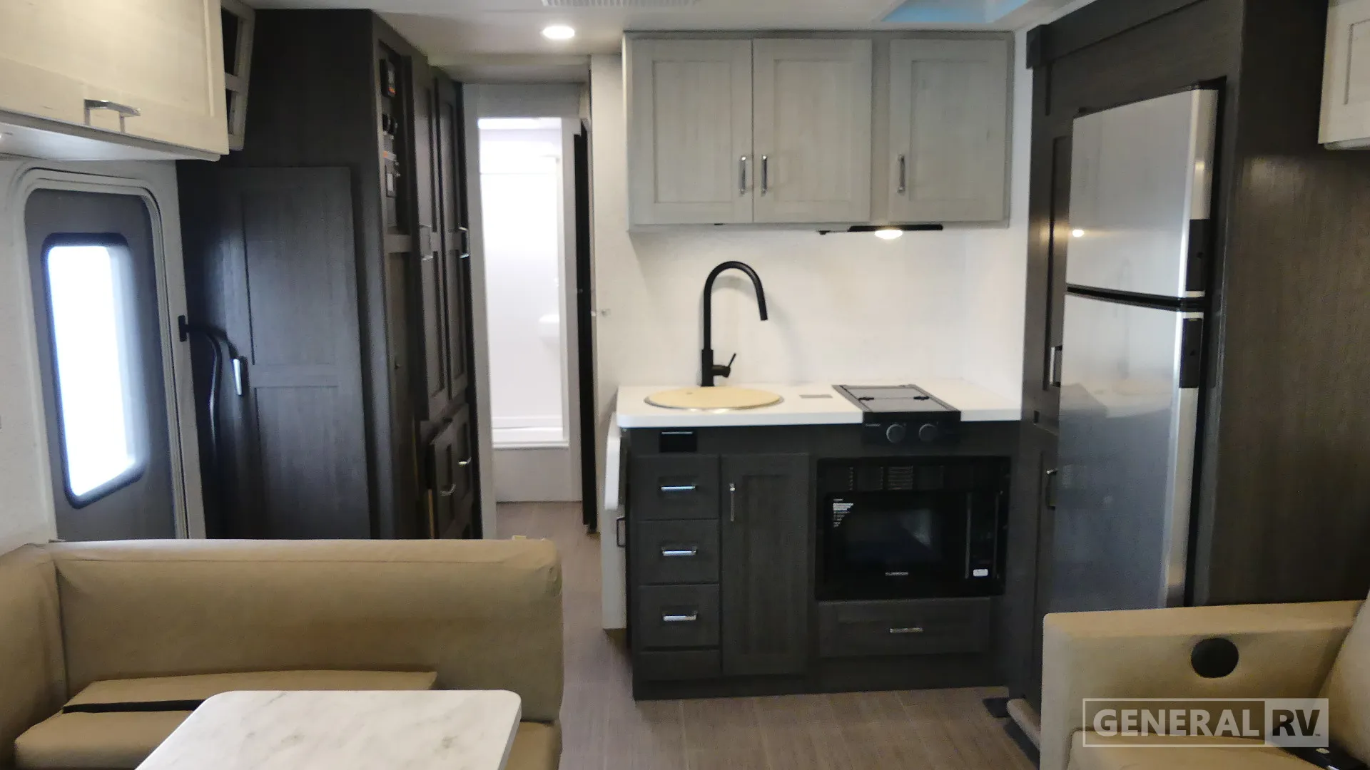 2027 Winnebago Sunflyer 26FE - Photo 3