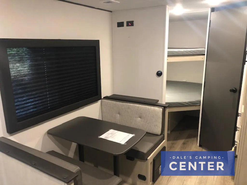 2025 Shasta RVs i-5 Edition 525RS, Photos photo 10