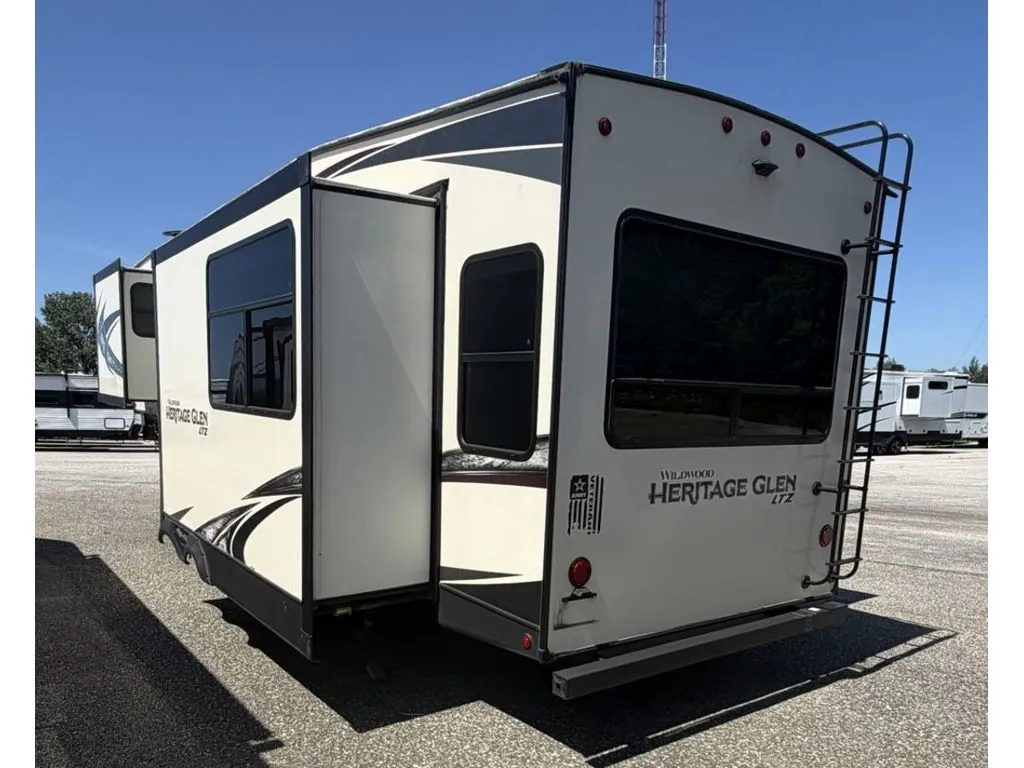 2019 Forest River Wildwood Heritage Glen 286RL, Photos photo 8