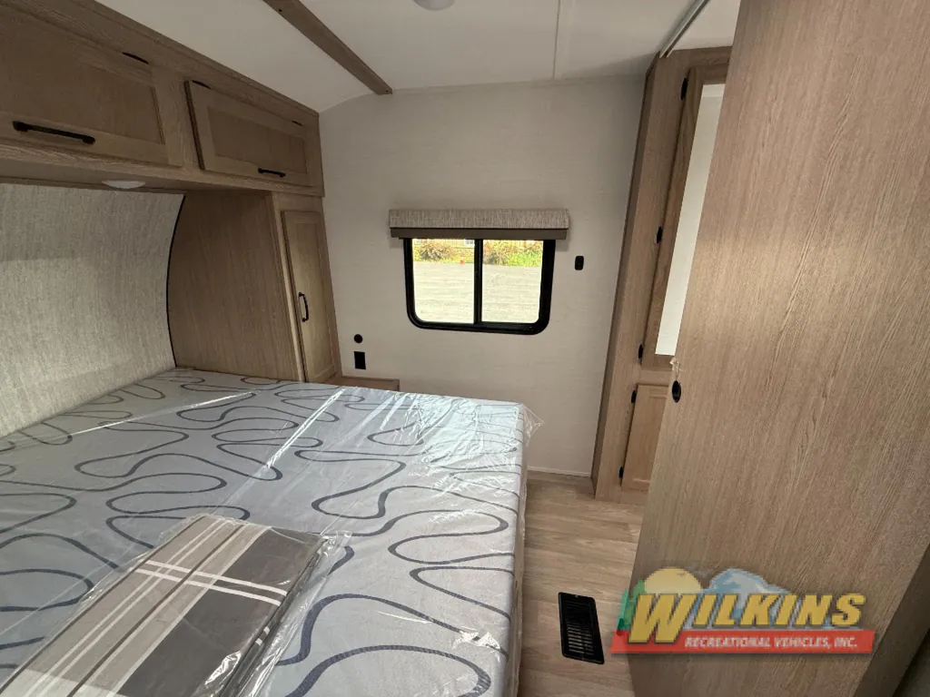 2026 Gulf Stream Conquest 295SBW, Photos photo 25