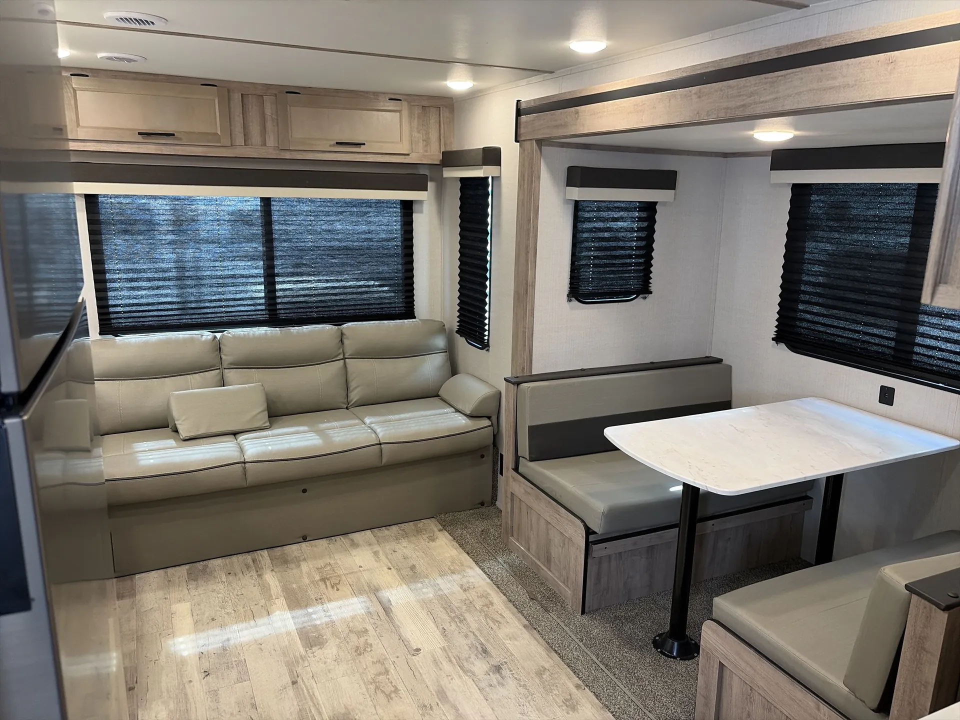 2023 Gulf Stream Ameri-Lite 24RLS — living area main