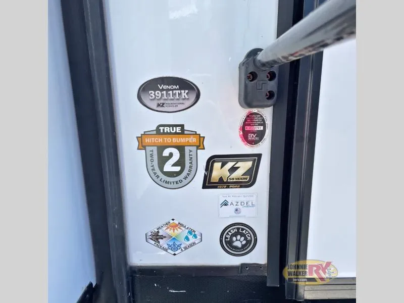 2022 KZ Venom 3911TK - Photo 2