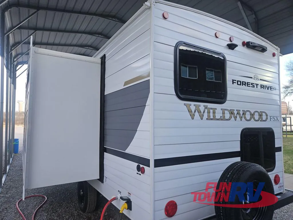 2026 Forest River Wildwood FSX 180ICE, Photos photo 9