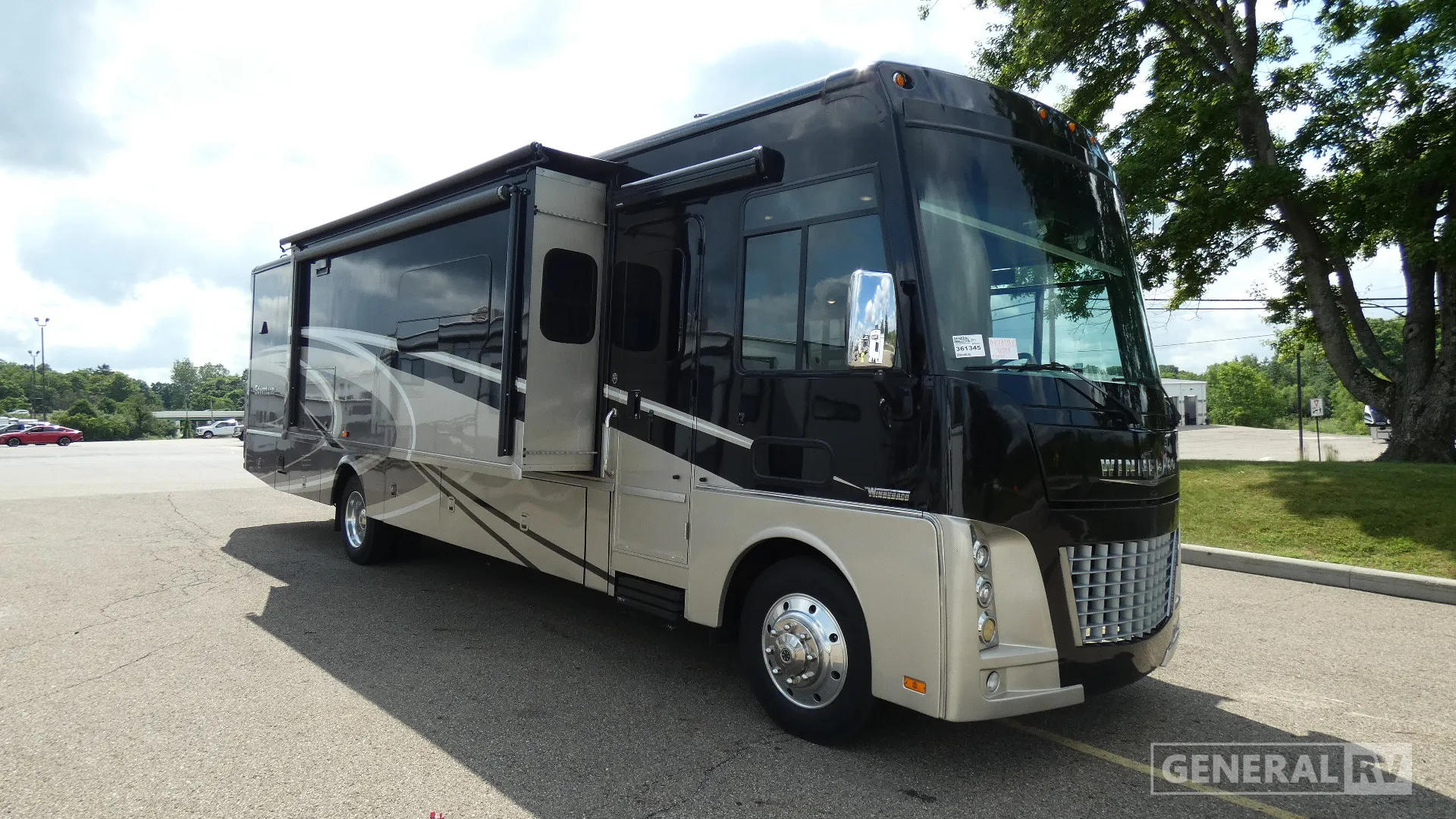 2017 Winnebago Adventurer 38Q - Photo 2