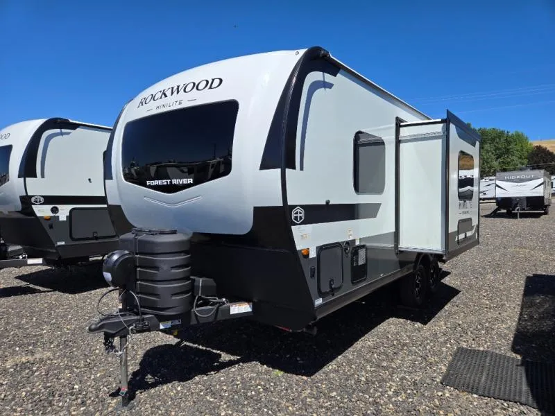2026 Forest River Rockwood Mini Lite 2109S - Photo 4
