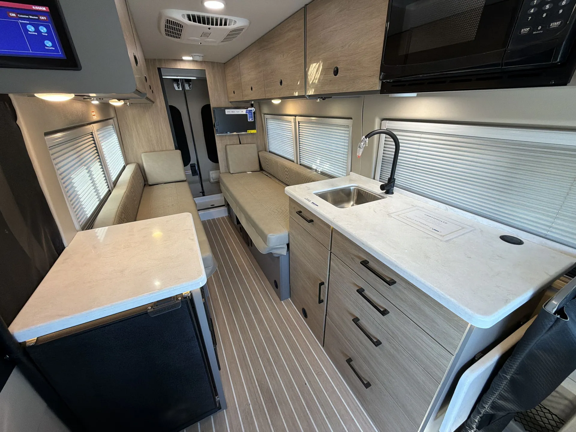 2026 entegra coach Expanse 21T — living area main