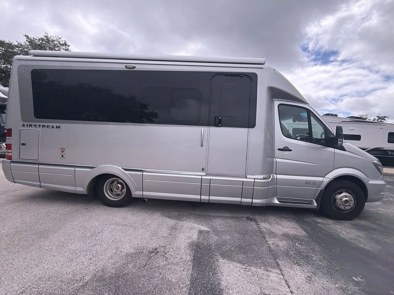 2019 Airstream Atlas Murphy Suite - Photo 3