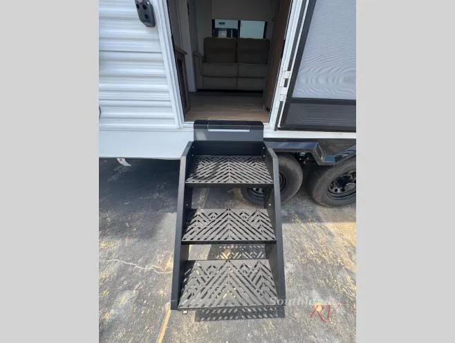 2026 Winnebago Access 27BH - Photo 3