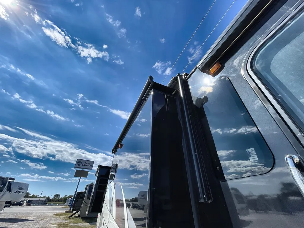 2019 Fleetwood Pace Arrow 38N, Photos photo 10