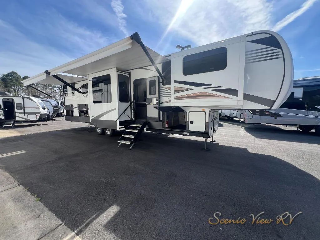 2023 KZ Durango Gold G387FLF - Photo 2