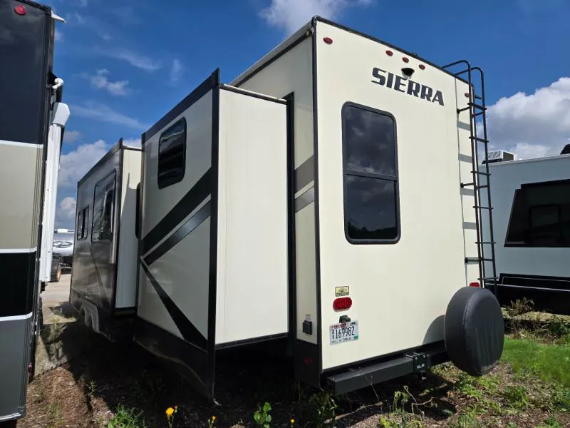 2021 Forest River Sierra 3330BH dealer photo 4 from Kunes RV