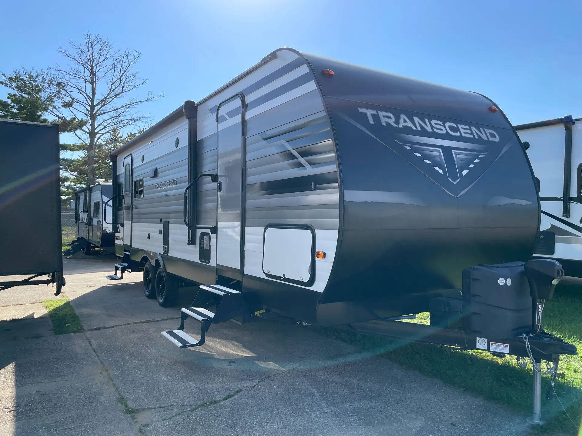 2021 Grand Design Transcend Xplor 245RL - Photo 2