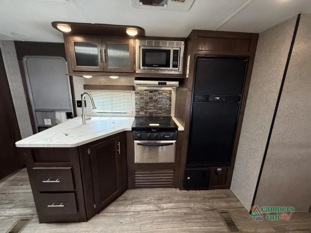 2018 Forest River Cherokee 284RJ, Photos photo 9
